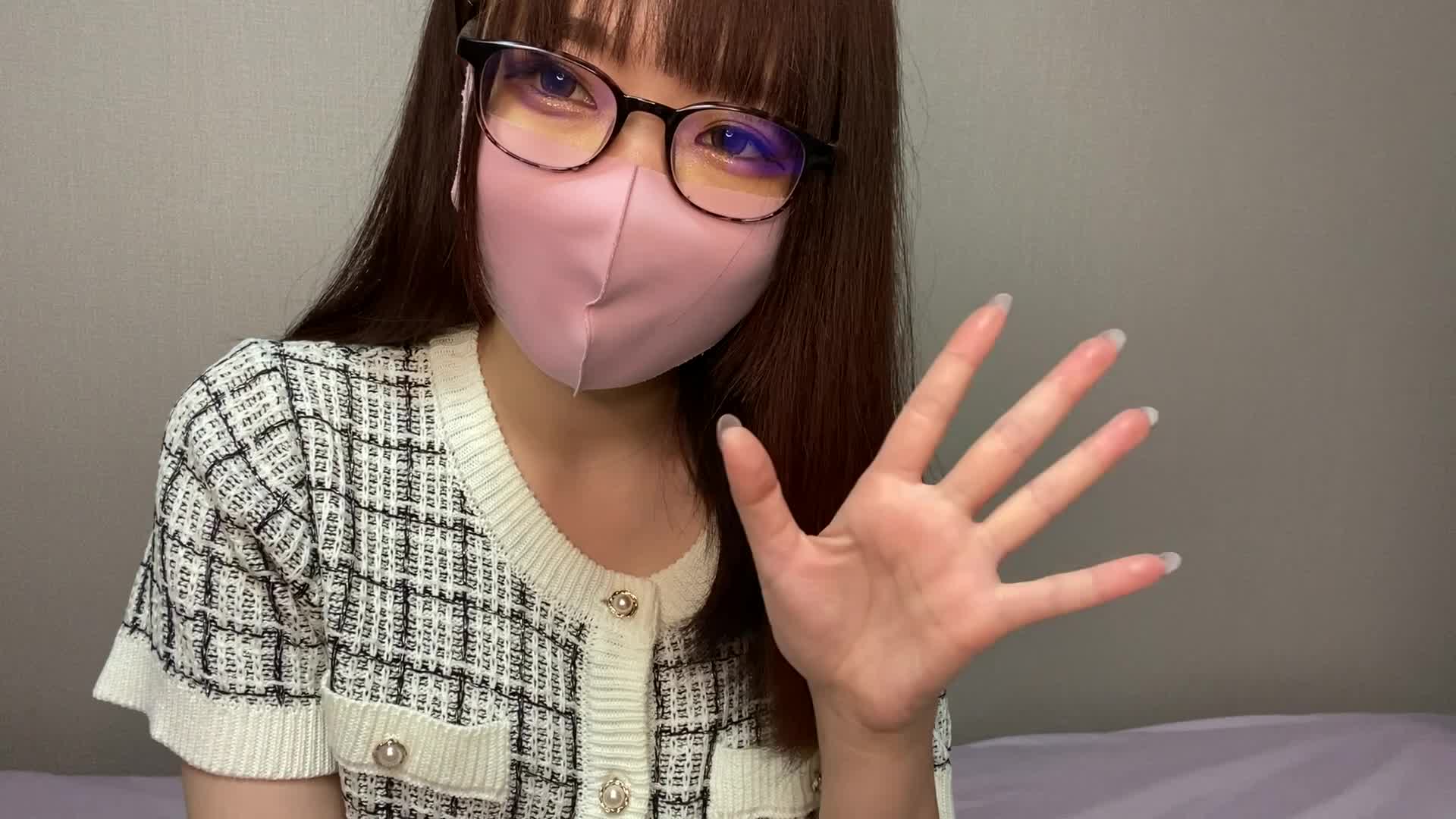 Slutty Japanese sticks fingers in her pussy until she comes